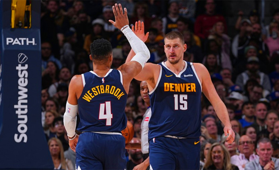 进莫利纽草 进莫利纽草